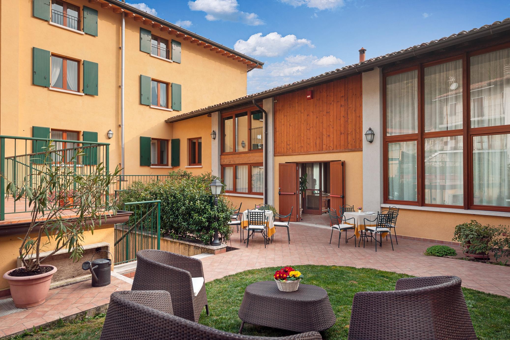 Hotel Tre Punte Gargnano Exterior foto