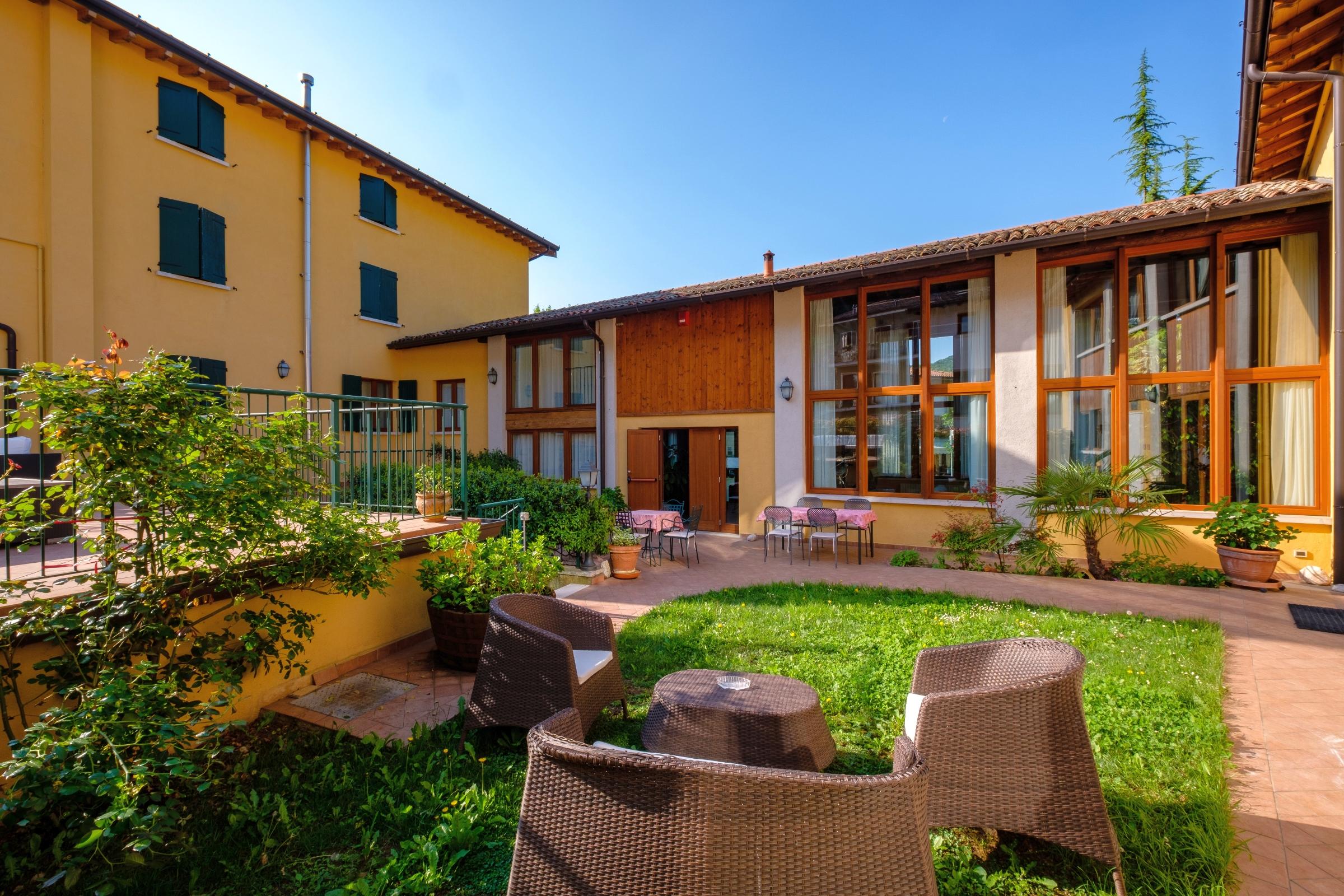Hotel Tre Punte Gargnano Exterior foto